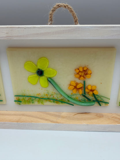 Flower Trio