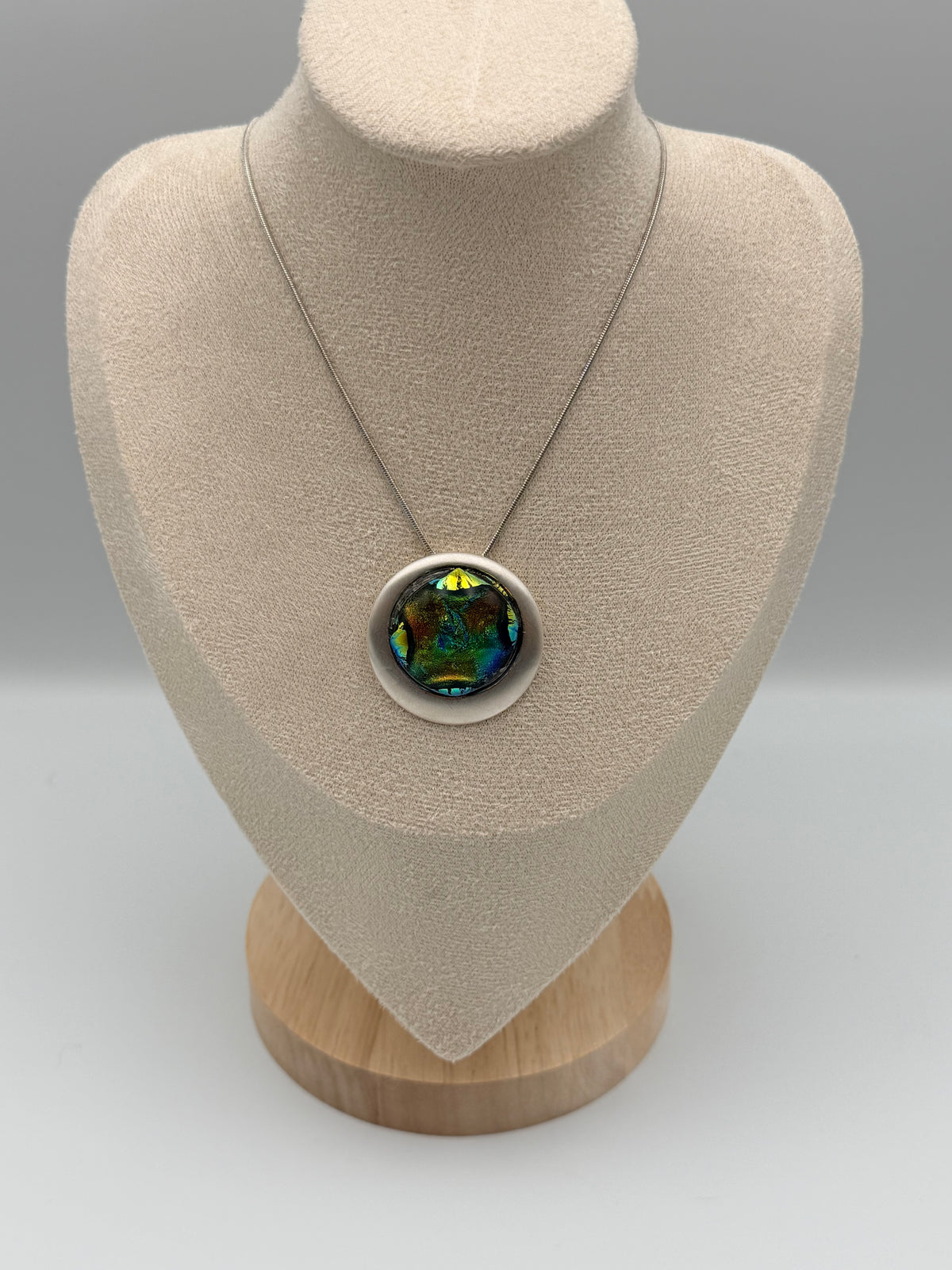 Aurora Tide Pendant