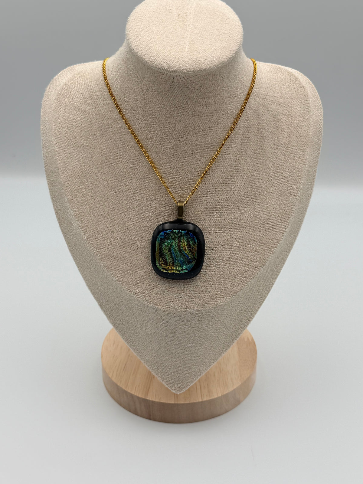 Hidden gem Pendant
